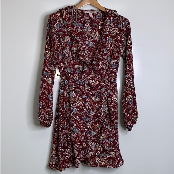 Forever 21 Dresses & Skirts - FOREVER 21 • Wrap Maroon Lightweight Floral Dress